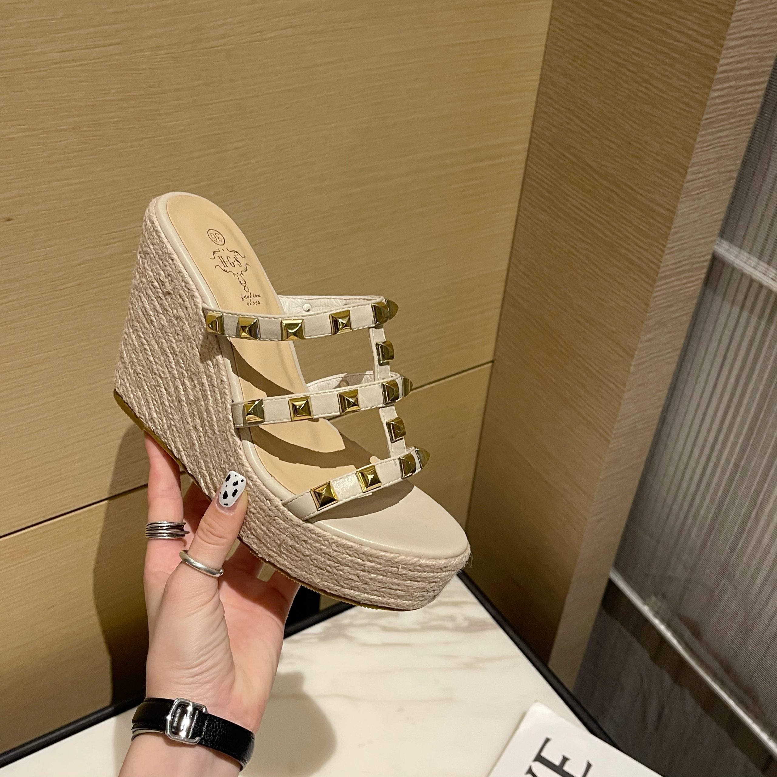 2025 Summer New Rivet High Heel Woven Straw Wedge Open Toe Slippers