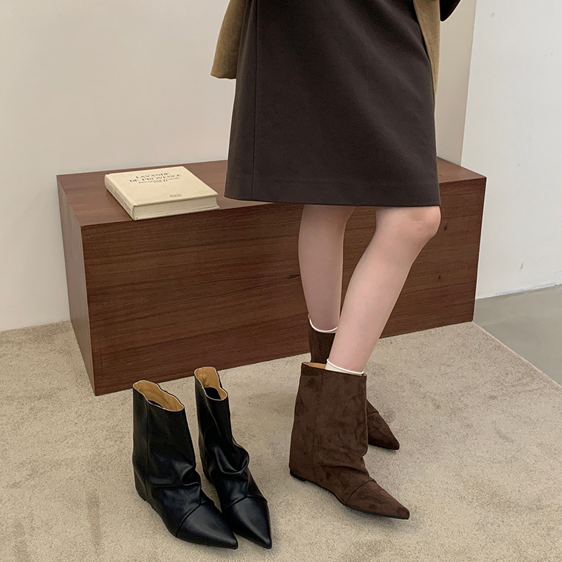 2026 Autumn Winter European American Style Pointed Toe Solid Color Ankle Boots Comfortable Hidden Heel Pull On Short Boots Simple Versatile Wide Shaft Boots