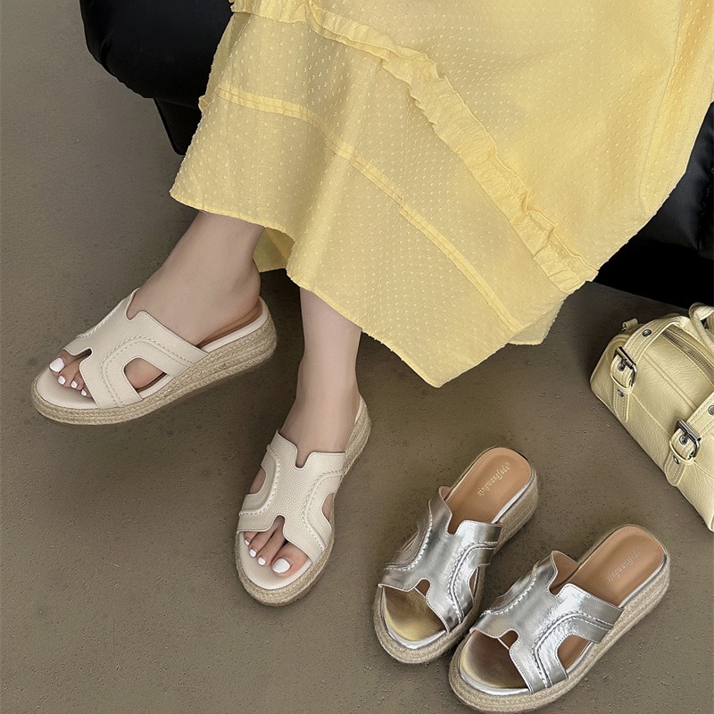 Sheepskin Zhao Lusi Style One-Strap Flat Sandals for Women Summer Woven Wedge Thick Sole High Heel Sandals - Image 4